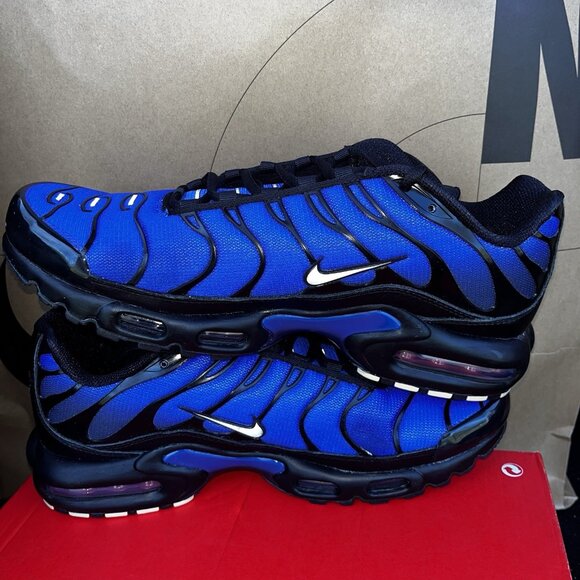 NEW Nike Air Max Plus Premium Black Racer Blue FQ7331-001 Men Size 10.5 main image 4